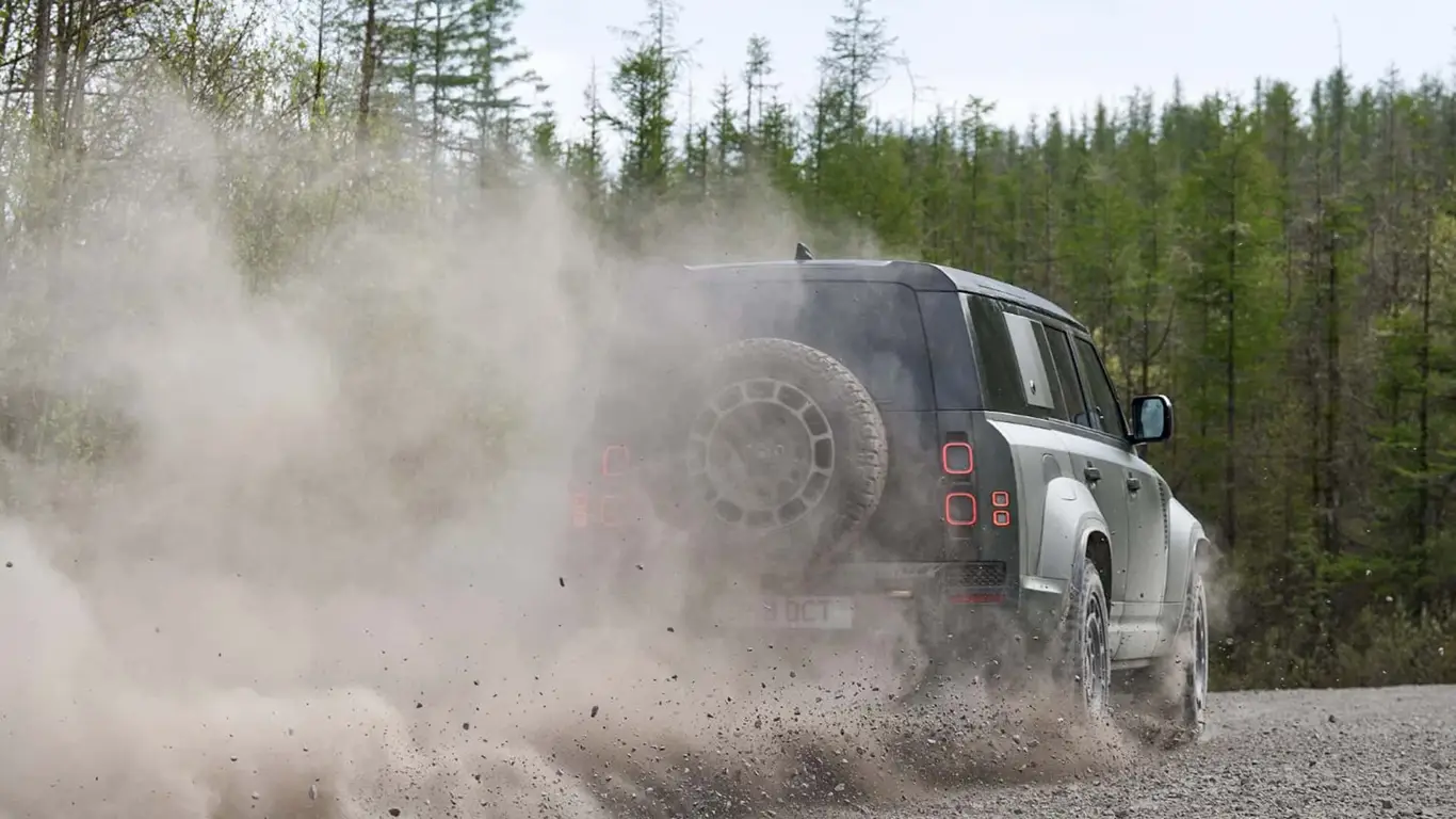 Land Rover Defender Octa