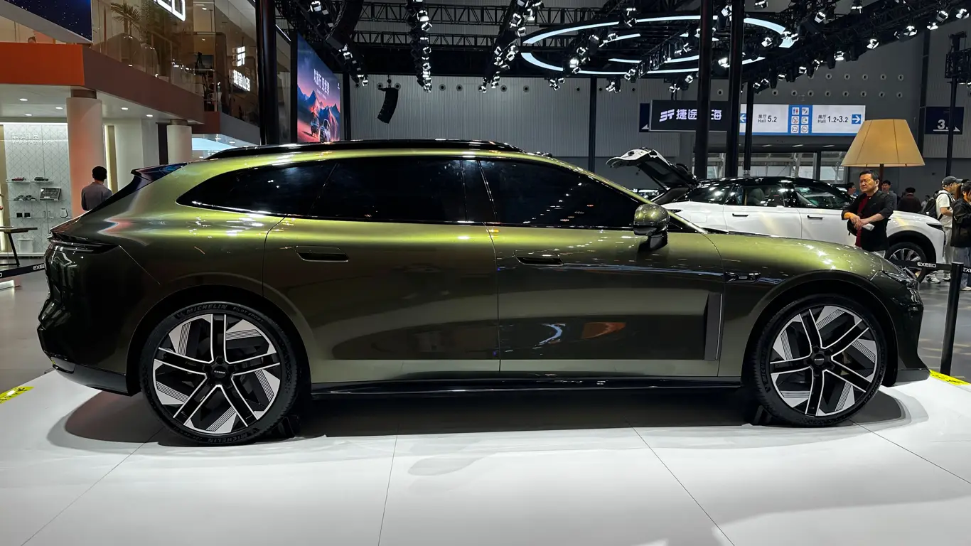 Автосалон в Гуанчжоу 2025,Exeed ES7 GT