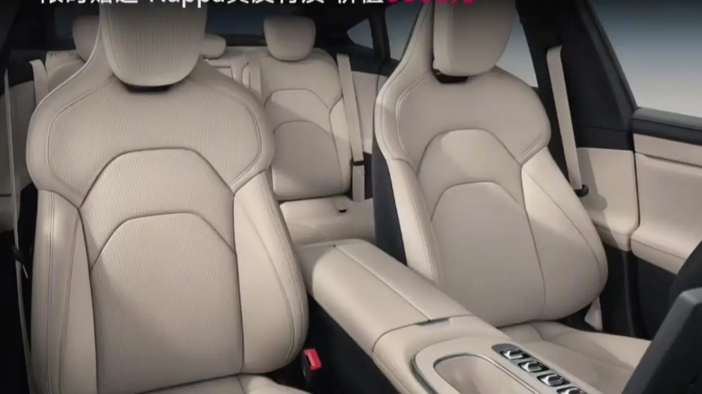 Обновленный интерьер Xiaomi SU7