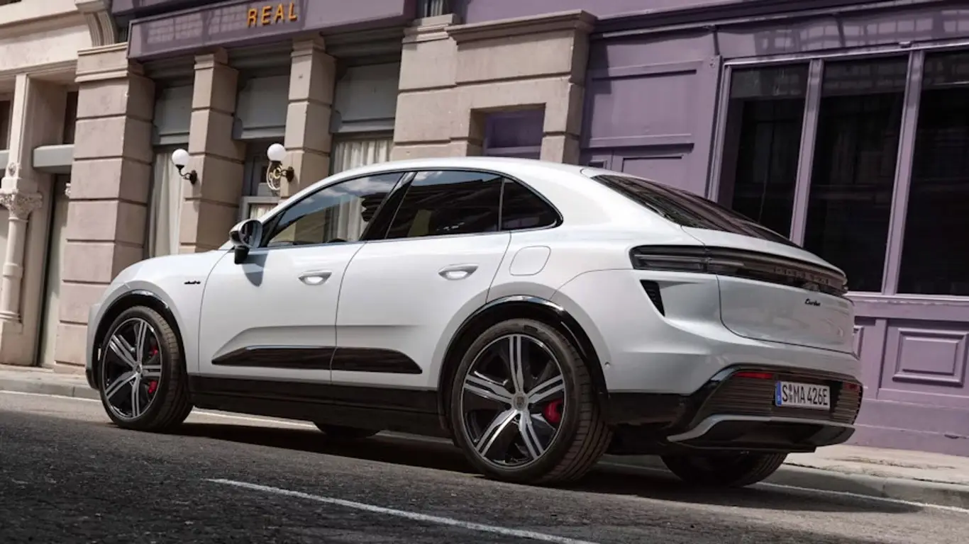 Porsche Macan Turbo Electric