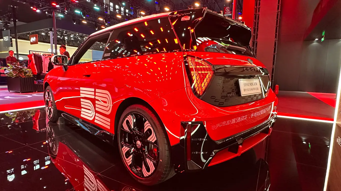 Автосалон в Чэнду 2025,MINI JCW Monte Carlo Night