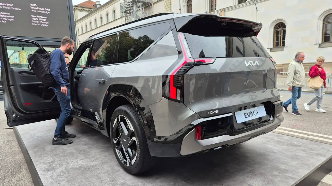 IAA 2025 / Kia EV9 GT