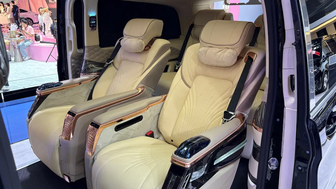 Vulcanus,Mercedes-Benz V-Class