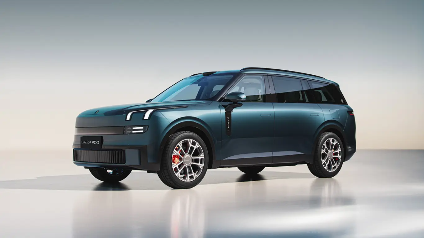 Ажиотаж в Китае: новинку от Lynk & Co разобрали еще до старта продаж