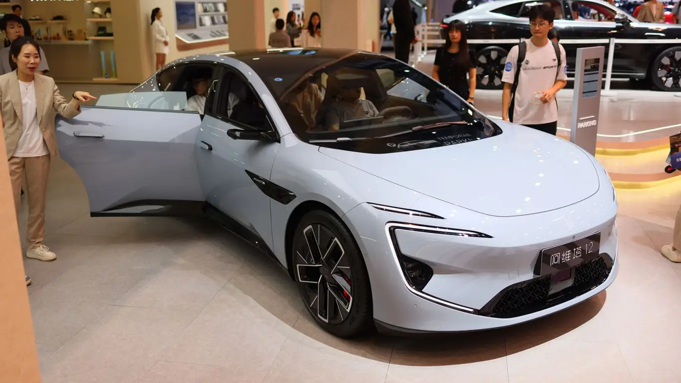 Роскошный бренд заменит россиянам BMW: премьера в России и лимитированные модели