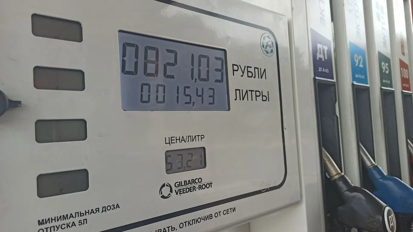 С этими автомобилями Вы забудете о посещении АЗС на долго: рейтинг менее прожорливых машин