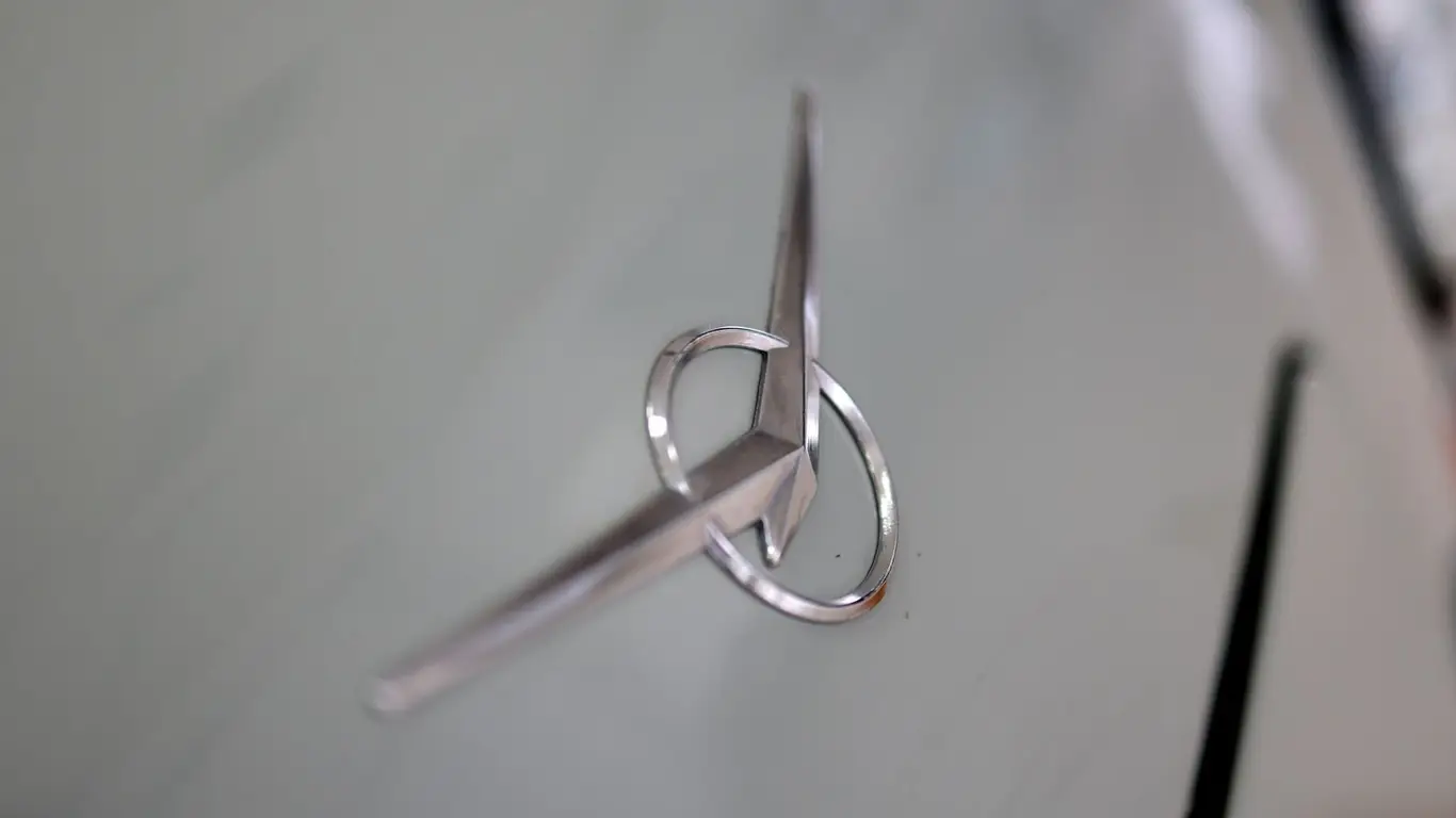 Туризм по-русски: УАЗ готовит автобус, которому море по колено