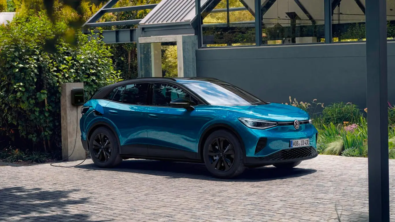 Немцы удивляют: Volkswagen отдает электрический ID.4 с премиум-наворотами по цене базовой версии