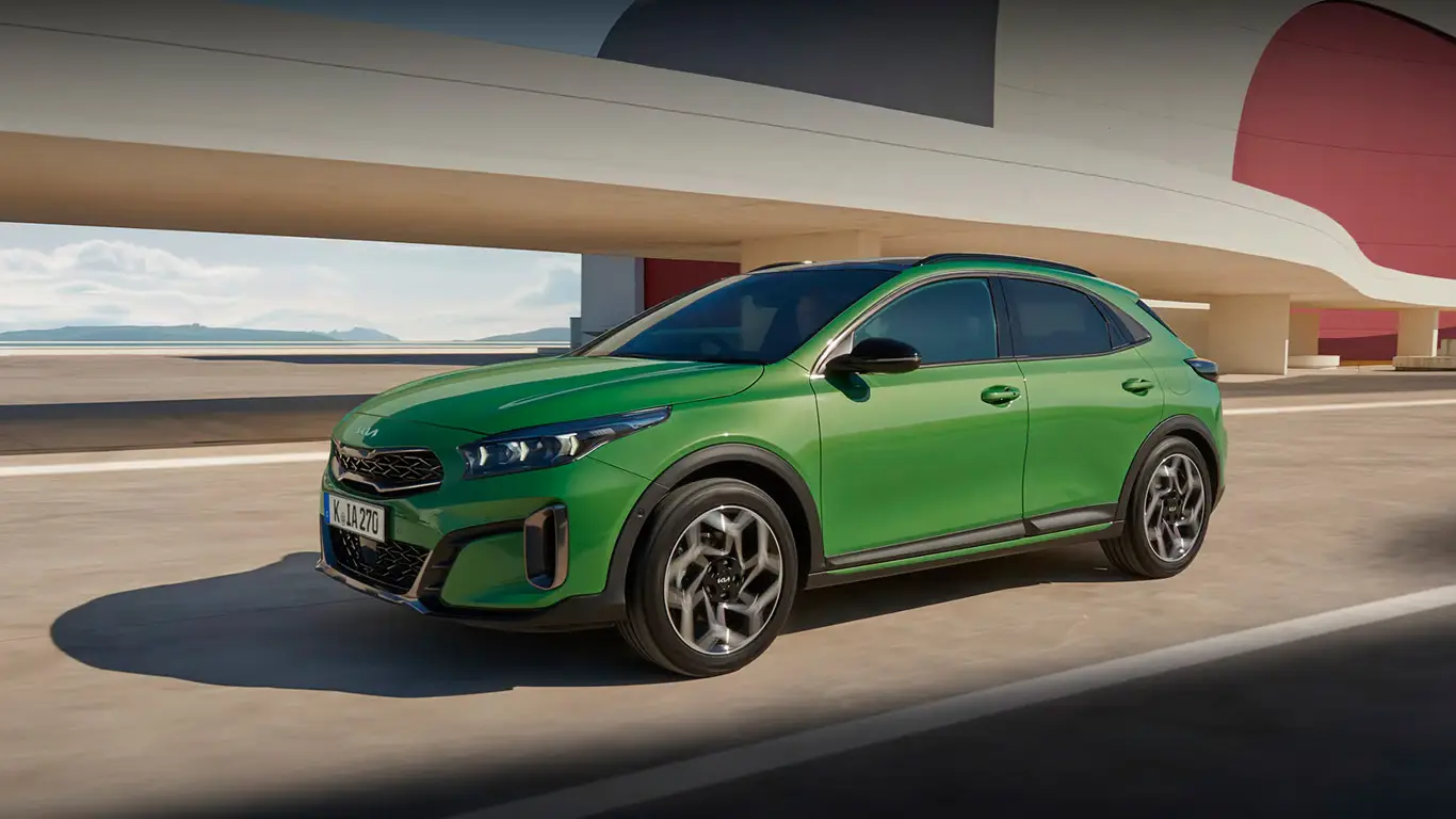 KIA жертвует популярным кроссовером ради нового EV3, в то время как VW запускает новый T-Roc