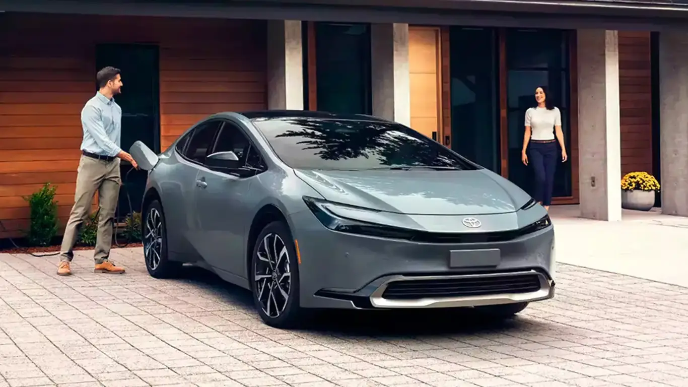 Лучший автомобиль Японии и США продают в России