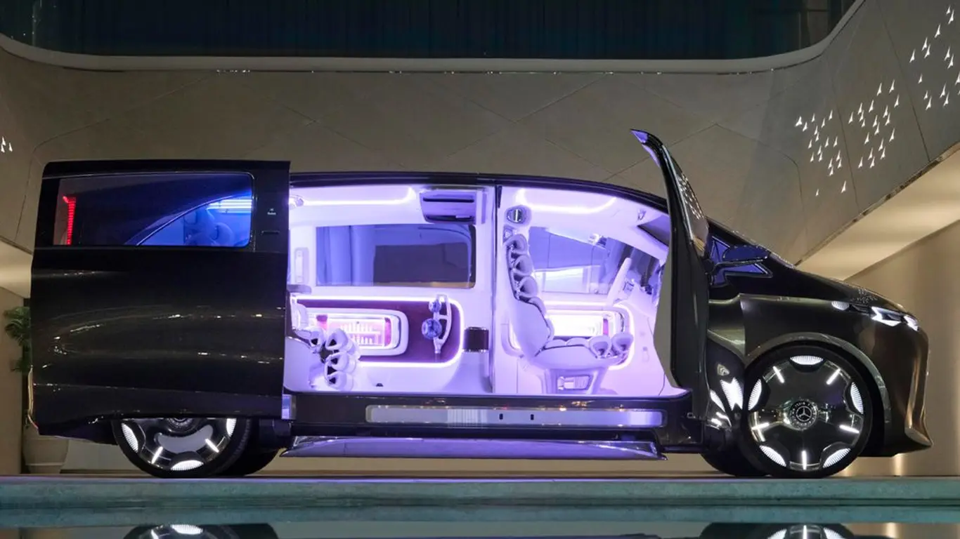 Mercedes готовится похоронить люксовые седаны в пользу Grand Limousines: замена уже есть