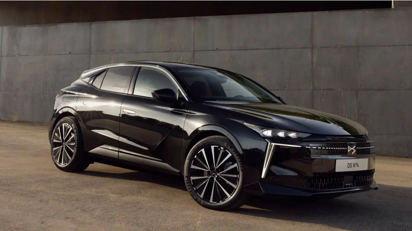 DS бросила вызов Tesla: французский шик с ароматом люкса и ИИ на борту уже в продаже