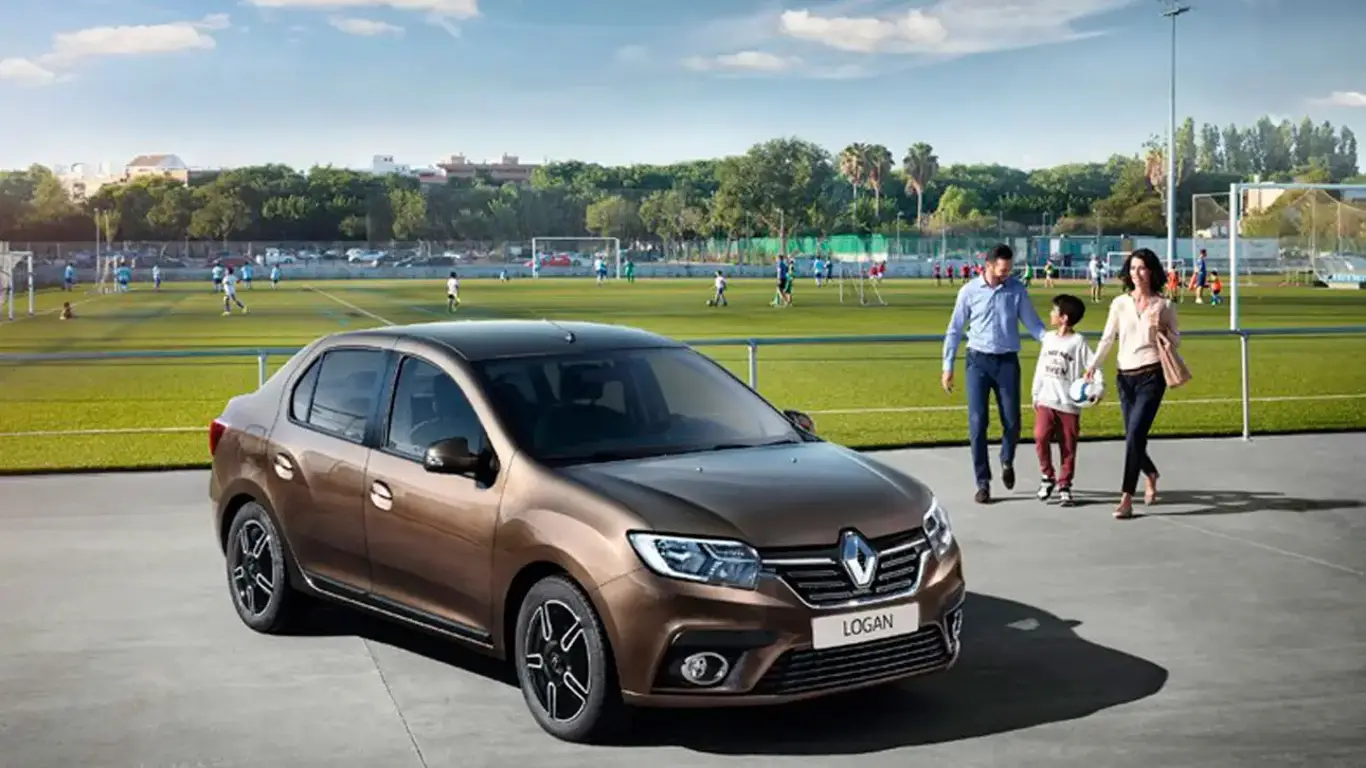 В России объявились бывшие хозяева АВТОВАЗа: автомобили Renault, собранные в РФ, уже в продаже