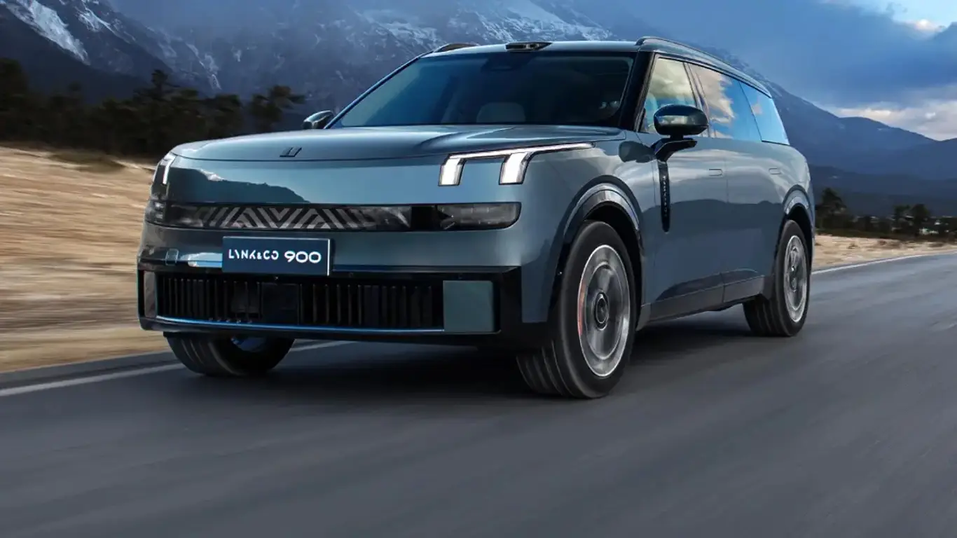 Новый премиум-китаец Lynk & Co 900: 845 л.с., массаж и холодильник — и всё это без русского языка