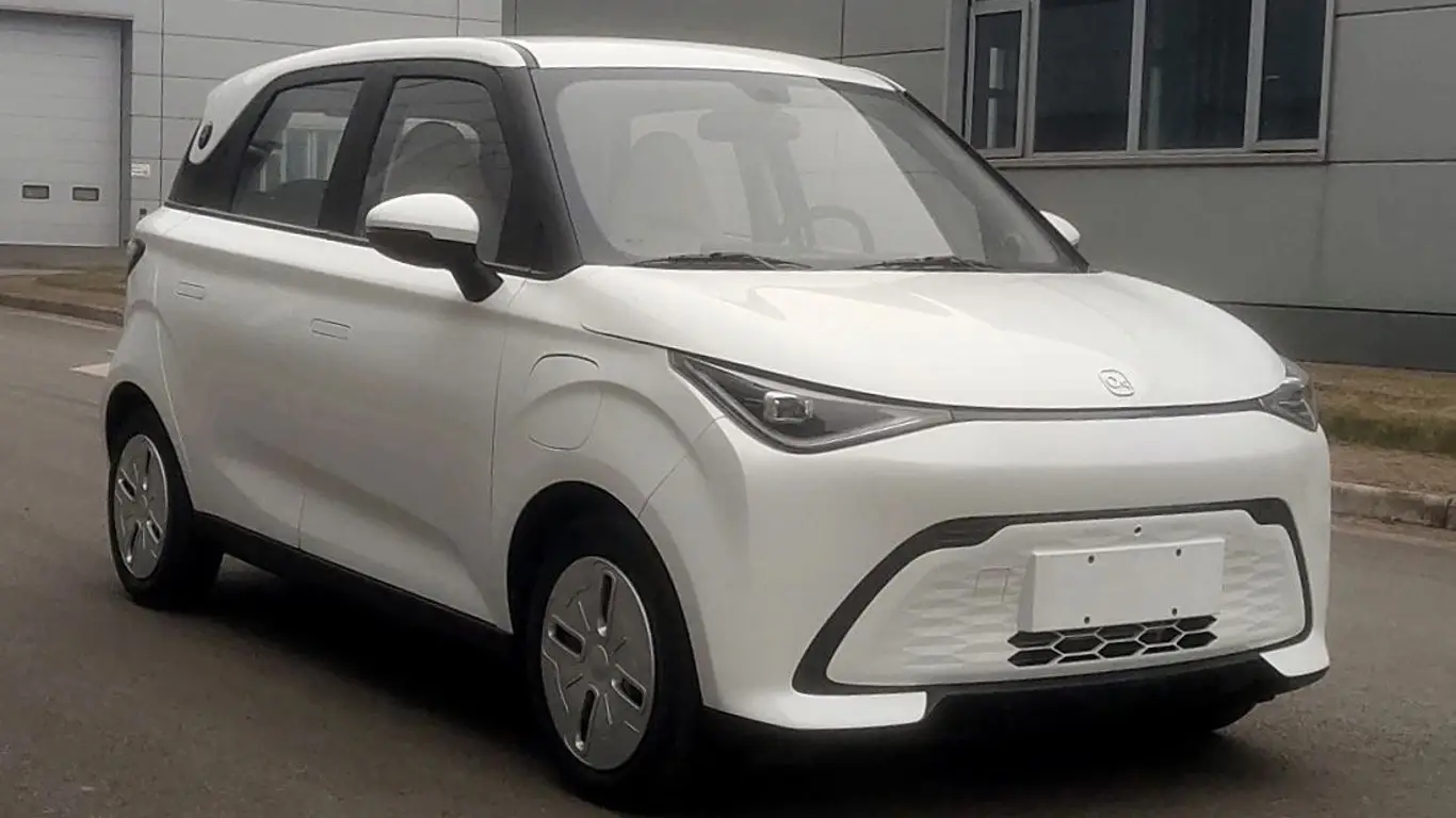 Китайский хит почти с российскими корнями: стартует предзаказ на электрокар с VTOL дешевле LADA Granta