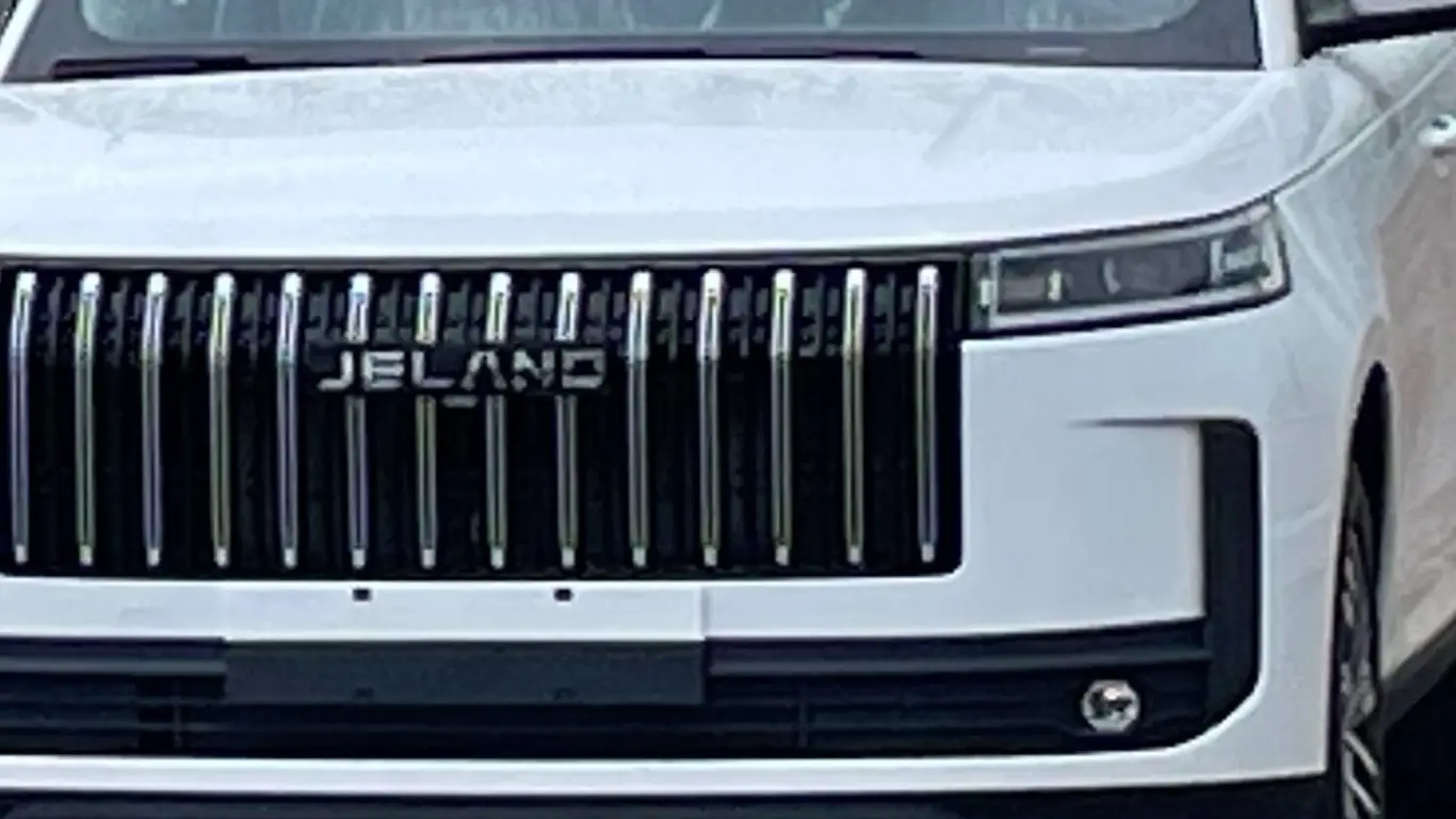 Сюрприз от Chery: Jaecoo J7 стал Jeland в лучших российских традициях