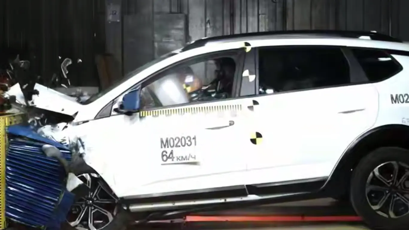 АВТОВАЗ готовит самый безопасный автомобиль: стена будет не страшна