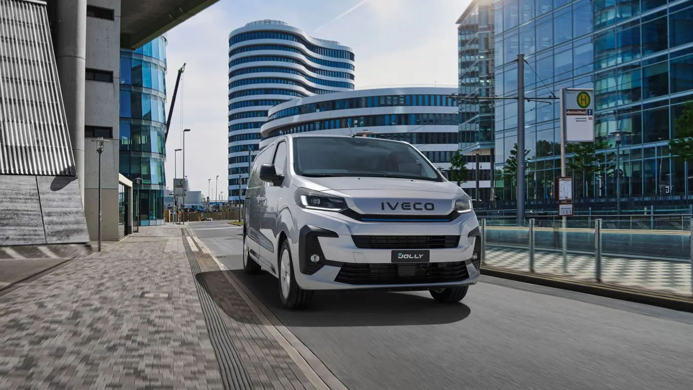 Ford отдыхает: новый итальянец на батарейках отбирает хлеб у Transit