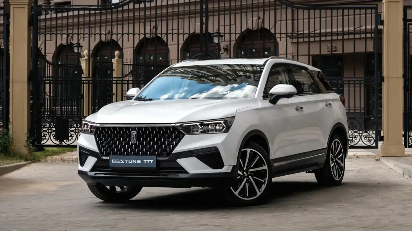 Цена рухнула, но есть нюанс: стоит ли брать Bestune T55 после рестайлинга