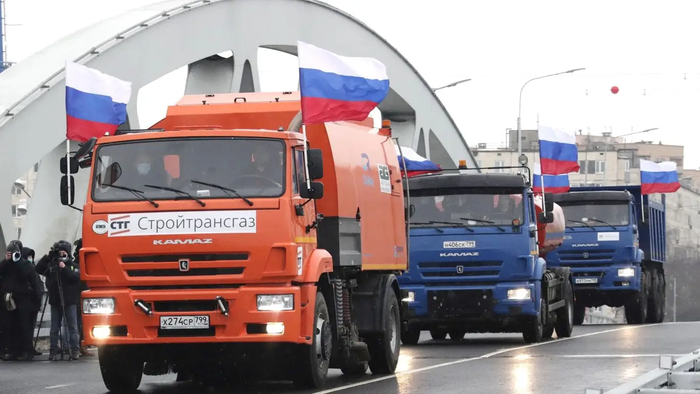 Свое в сердце: названы самые продаваемые грузовики на авторынке России в 2023 году