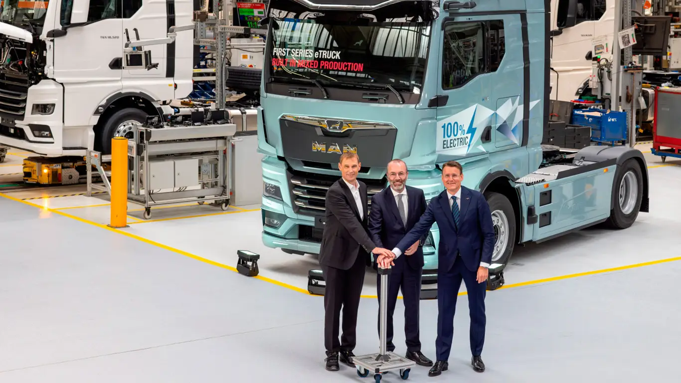 Исторический момент: MAN бросил вызов Tesla и Volvo