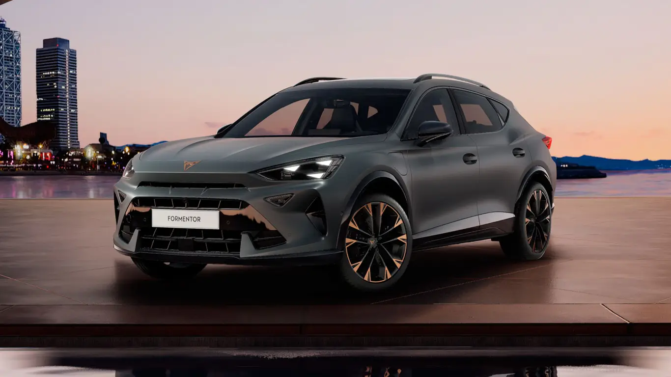Грозный и зеленый: CUPRA Formentor 2027 года выйдет в двух версиях — с выхлопом и без