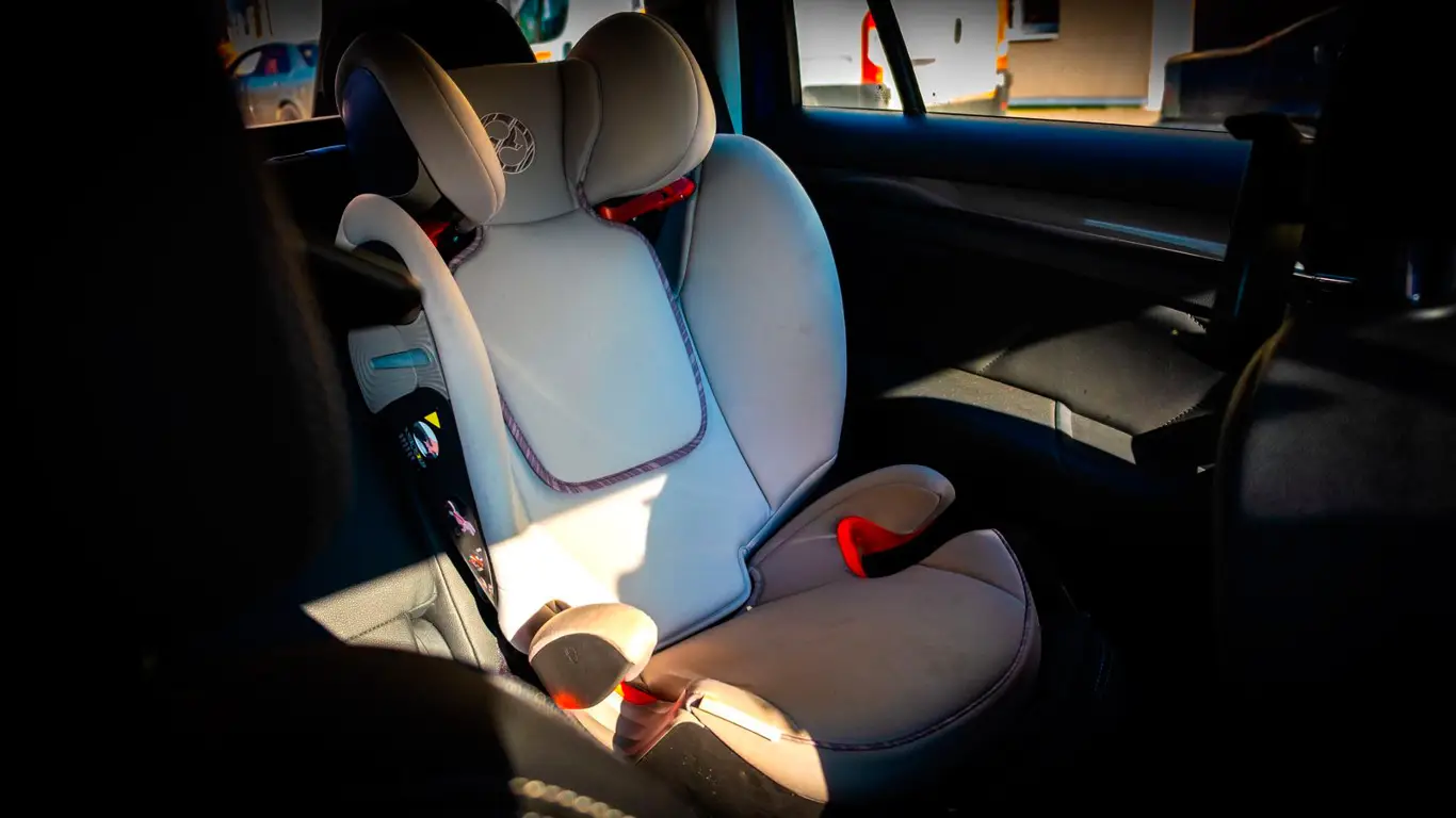 Горячая ловушка: раскаленные автомобили убивают детей