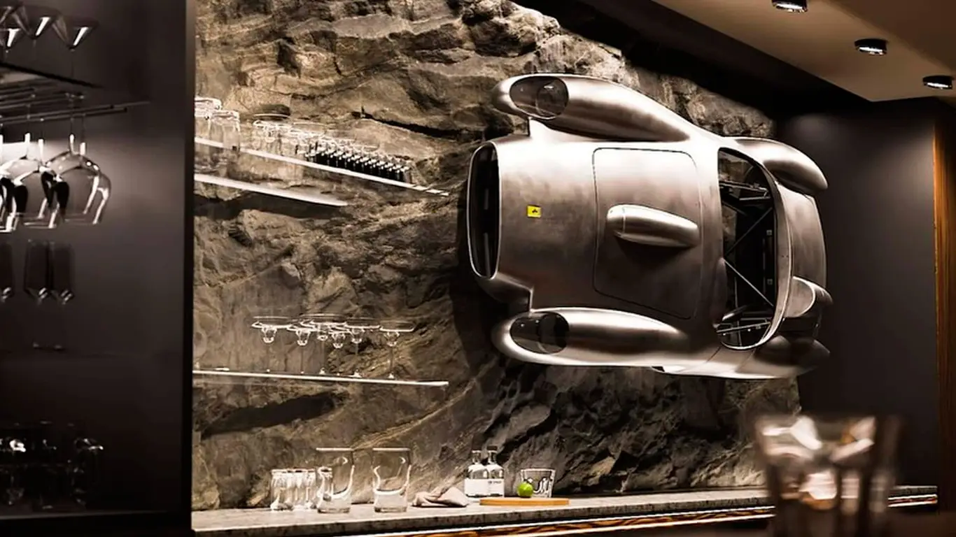 Мечта автолюбителя: Ferrari Testa Rossa теперь можно поставить или повесить в гостиную