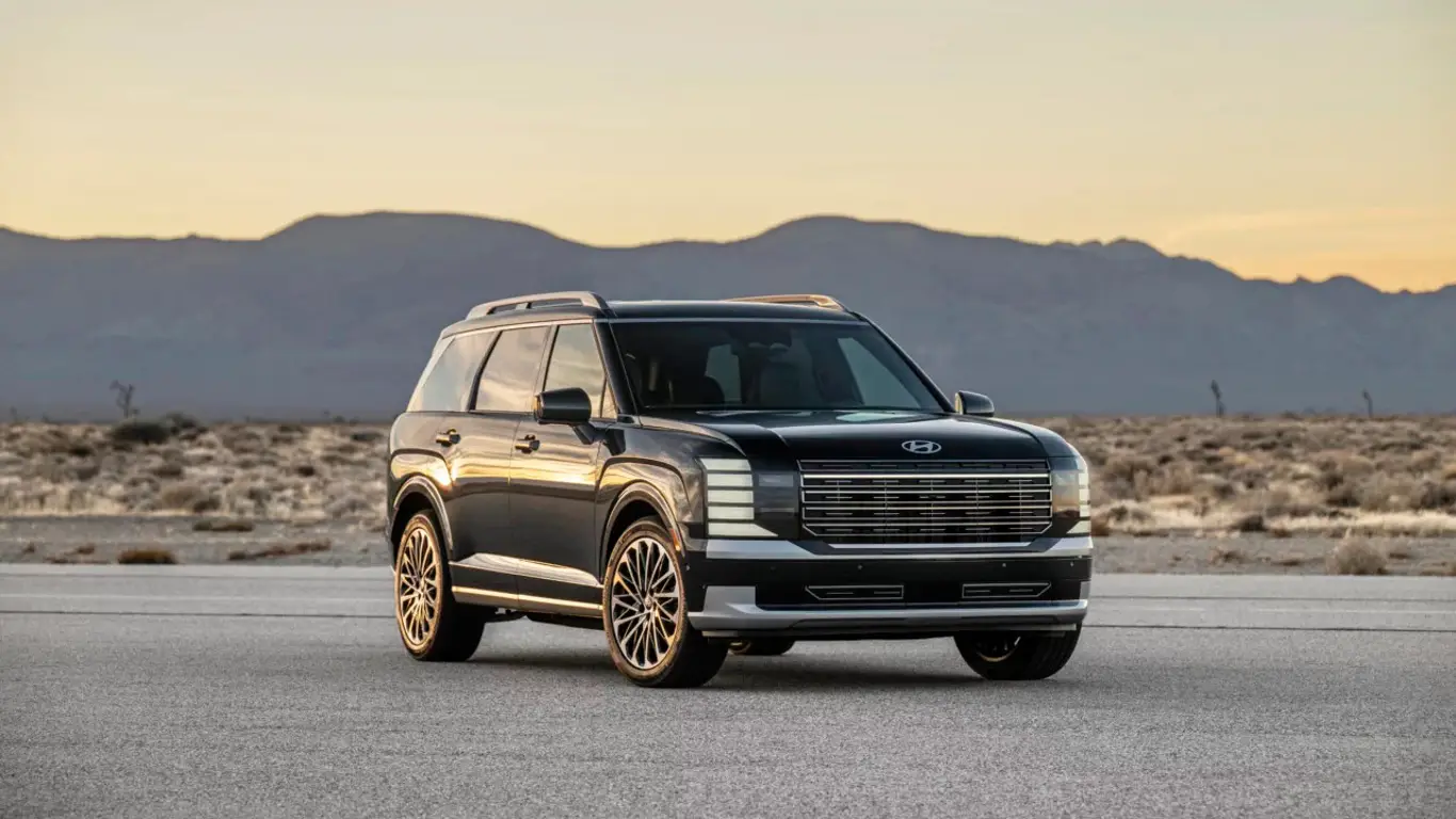 Забудьте про заправки: новый Hyundai Palisade едет, пока другие стоят в очереди