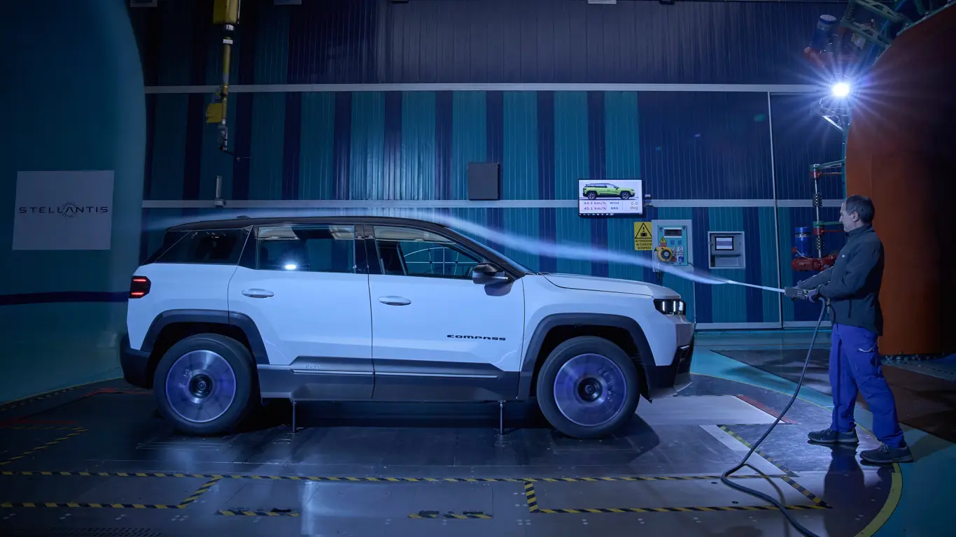 Назван самый гладкий Jeep в истории — едет дальше, шумит меньше