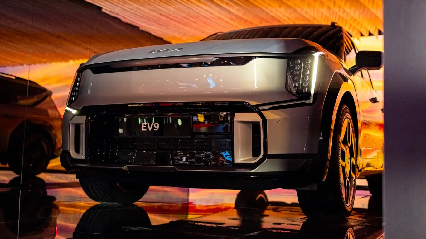 Kia сделала следующий шаг к возвращению в Россию: корейцы выбрали необычные модели