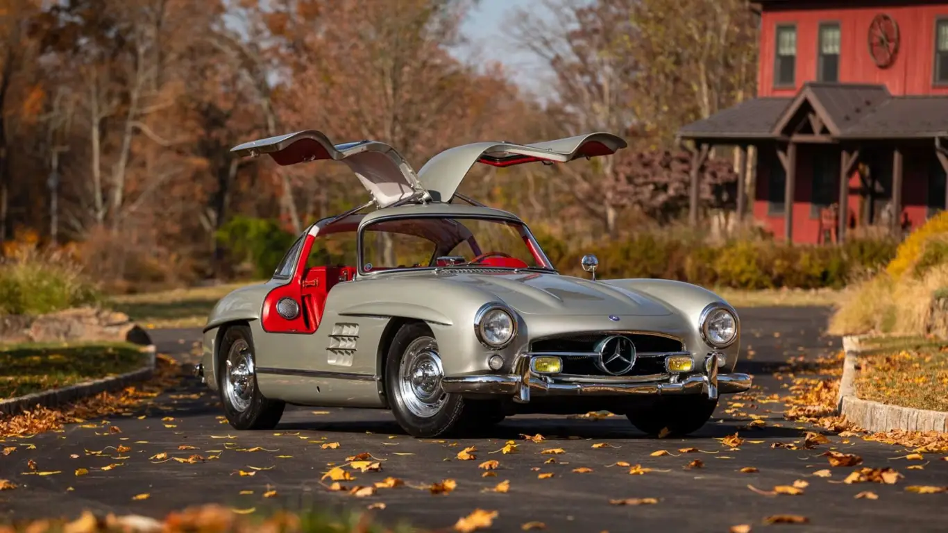 Ворота в небо: 5 самых красивых и легендарных авто с эффектными дверями