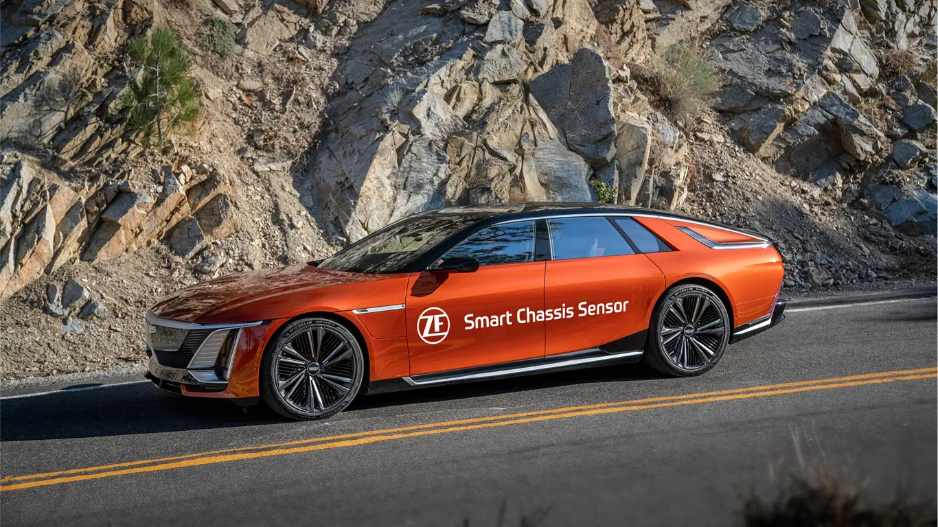 Cadillac научился чувствовать ямы до того, как их почувствуют пассажиры