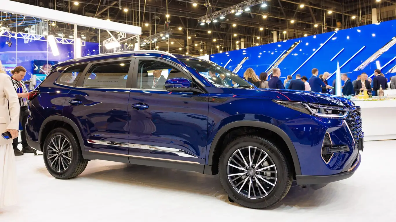 Полнейший провал АвтоВАЗа - это успех и начало истории: топ-менеджер компании расхвалил новый бренд