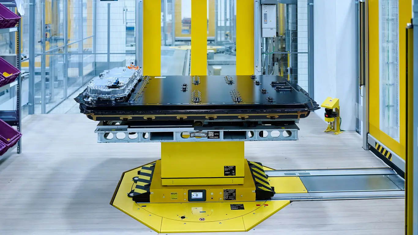 Удар по Tesla с немецкой точностью: BMW начинает глобальное производство своих батарей