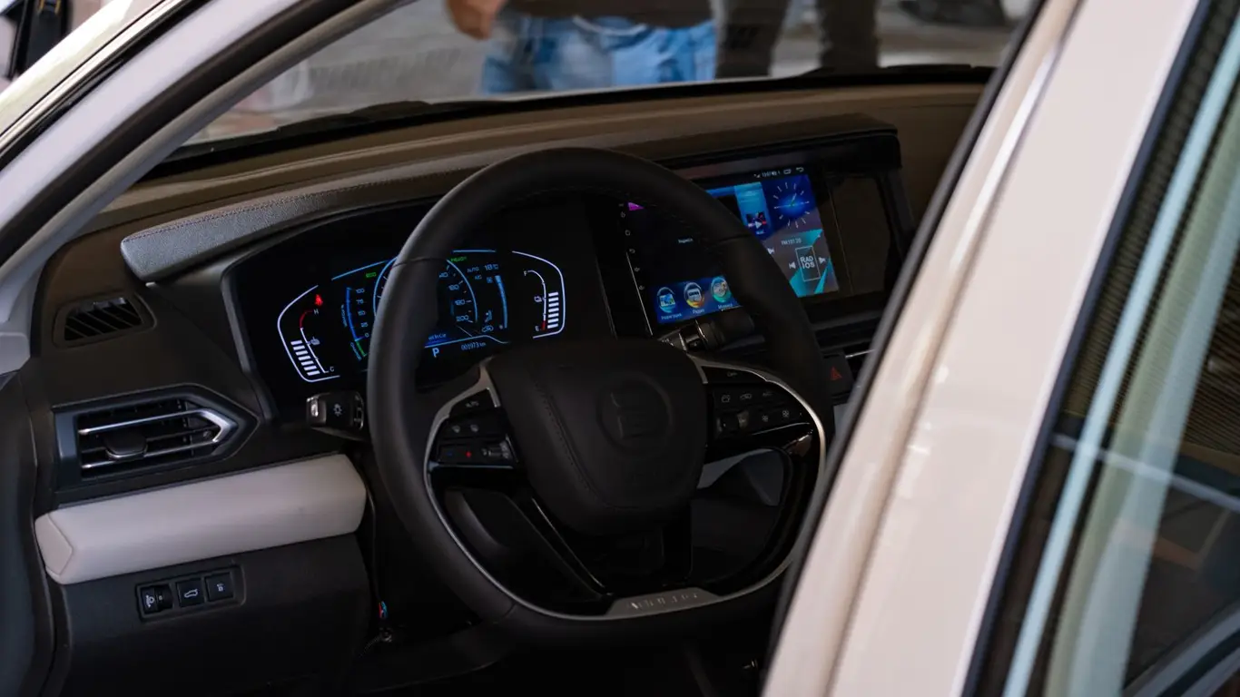 Китайский гибрид по-русски: Evolute представит новинку дешевле i-Space