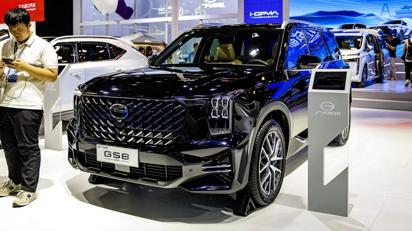 GAC избавился от лишних сидений: новый кроссовер вместит меньше, но с комфортом