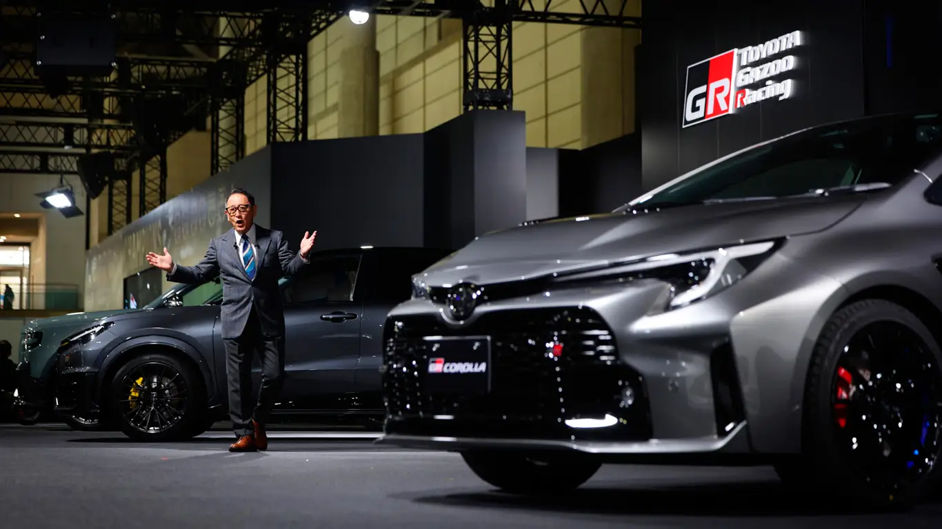 Toyota идет против всего мира. В конце концов, тренды создаются лучшими