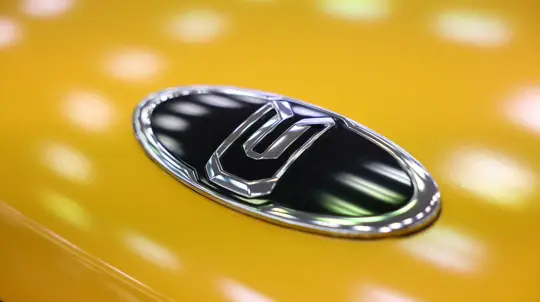 Продукция завода Renault не пользуется спросом в РФ: даже одна проданная машина — огромный успех