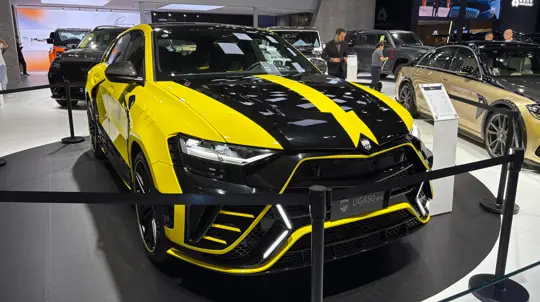 Агрессия на колесах: в Китае дебютировал эксклюзивный кроссовер с харизмой Urus