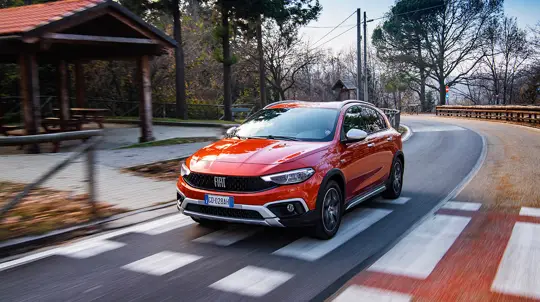 Новый гибрид FIAT 500 выйдет в ноябре, но все ждут другой модели бренда