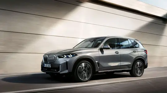 Вода против электроники: новые BMW X5 и X7 могут вспыхнуть прямо на дороге