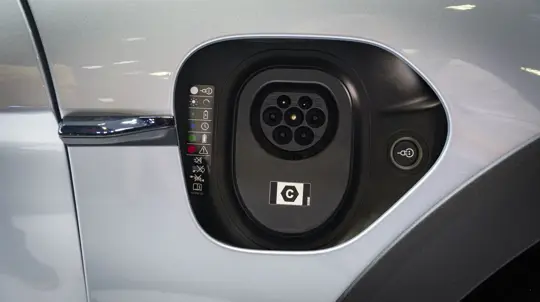 BMW и Volkswagen будут зависеть от Венгрии и Китая: что их ждет?