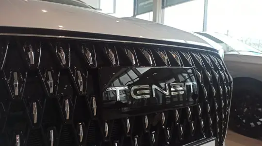 У АвтоВАЗа в России появился конкурент: обещаных машин придется ждать еще очень долго