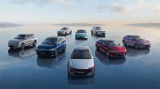 Китайский Maybach оказался востребованным: автомобили пользуются ажиотажным спросом