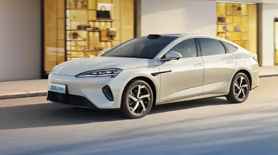 Цена LADA Vesta, но с лидаром и большой автономностью: новый гибрид BYD готов покорить сердца покупателей