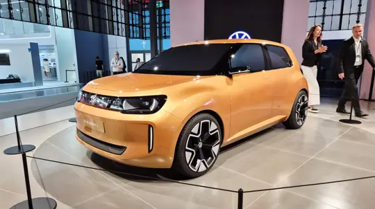 «Если не мы, то китайцы»: VW объяснил, зачем нужен доступный электромобиль