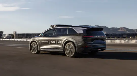 Конец таксистам: первые электрокары Lucid превращают Uber в армию роботов