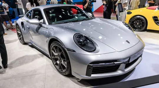 В этой стране Porsche 911 стал самым продаваемым авто по итогам года