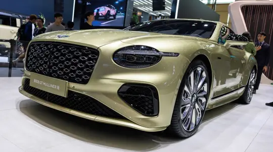 Британцы обошли стороной Россию: Bentley официально вышла на рынок Индии